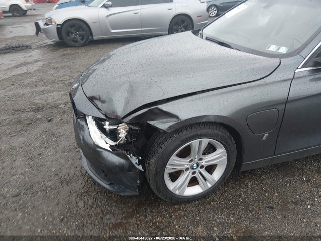 BMW 330e Iperformance 2017 WBA8E1C36HA159348 Image 6