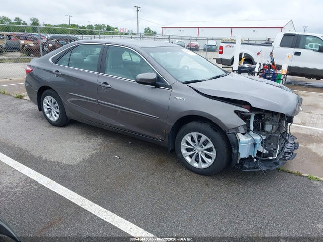 Продажа на аукционе авто 2016 Toyota Camry Hybrid Le, vin: 4T1BD1FK6GU198657, номер лота: 45443045