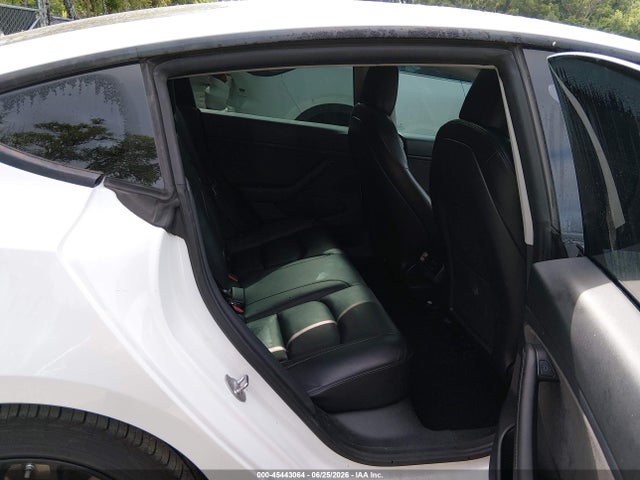 Продаж на аукціоні авто 2021 Tesla Model 3 Performance Dual Motor All-wheel Drive, vin: 5YJ3E1EC6MF868728, номер лоту: 45443064