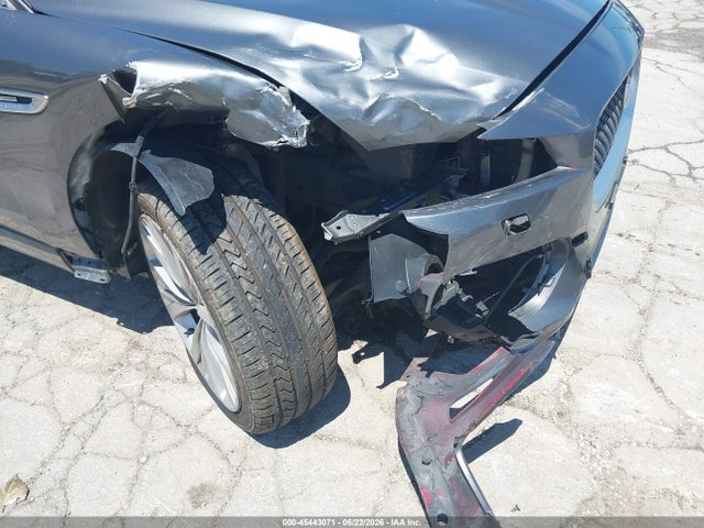 45443071 :رقم المزاد ، SADCL2BV8HA081381 vin ، 2017 Jaguar F-pace 35t R-sport مزاد بيع