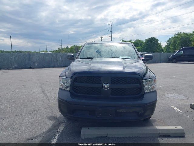 45443087 :رقم المزاد ، 3C6JR6DG2HG701187 vin ، 2017 Ram 1500 Tradesman  4x2 8' Box مزاد بيع