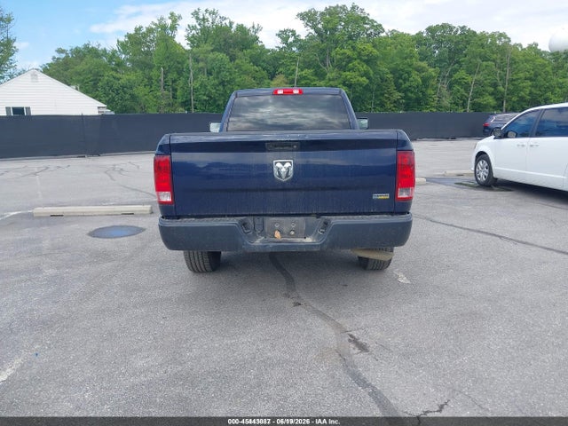 45443087 :رقم المزاد ، 3C6JR6DG2HG701187 vin ، 2017 Ram 1500 Tradesman  4x2 8' Box مزاد بيع