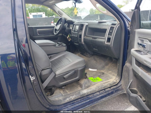 45443087 :رقم المزاد ، 3C6JR6DG2HG701187 vin ، 2017 Ram 1500 Tradesman  4x2 8' Box مزاد بيع