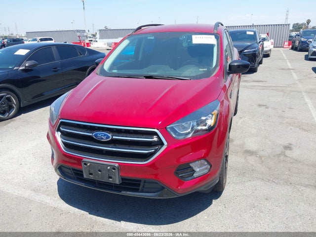 1FMCU9G95HUB89917 Ford ESCAPE SE