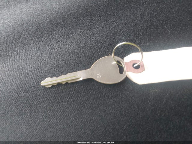 45443123 :رقم المزاد ، 3C3EL55H1VT520229 vin ، 1997 Chrysler Sebring Jxi مزاد بيع