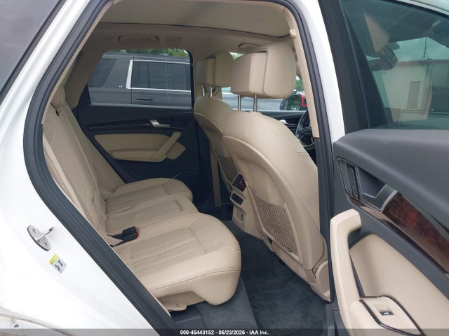 45443152 :رقم المزاد ، WA1BNAFY8K2019328 vin ، 2019 Audi Q5 45 Premium مزاد بيع