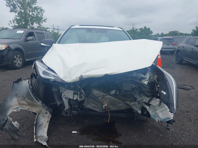 45443156 :رقم المزاد ، 3PCAJ5J31NF101676 vin ، 2022 Infiniti Qx55 Luxe Awd مزاد بيع