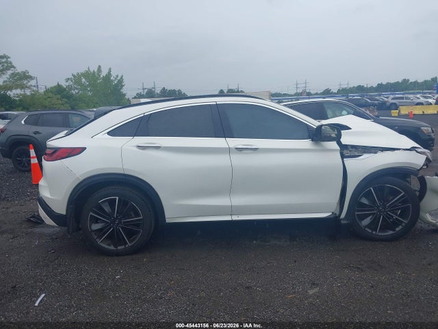 45443156 :رقم المزاد ، 3PCAJ5J31NF101676 vin ، 2022 Infiniti Qx55 Luxe Awd مزاد بيع