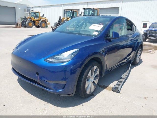 Продажа на аукционе авто 2023 Tesla Model Y Awd/long Range Dual Motor All-wheel Drive, vin: 7SAYGDEE8PA077463, номер лота: 45443165