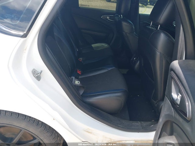 Продаж на аукціоні авто 2015 Chrysler 200 S, vin: 1C3CCCDG8FN511999, номер лоту: 45443177