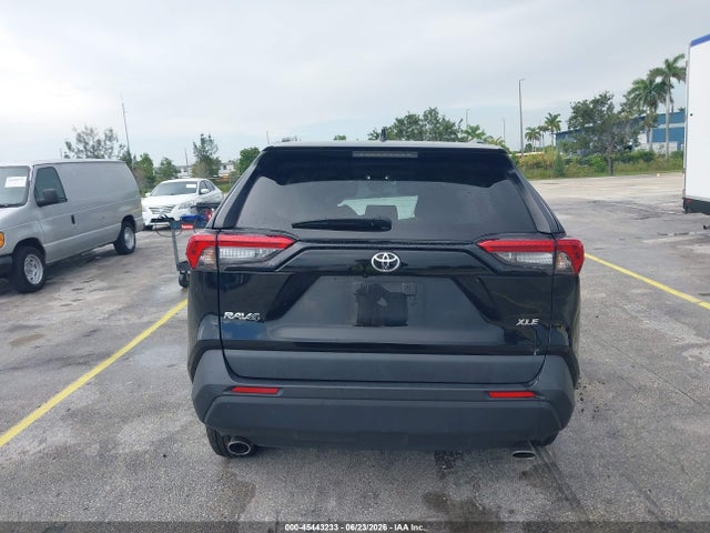 45443233 :رقم المزاد ، 2T3W1RFV4RW334314 vin ، 2024 Toyota Rav4 Xle مزاد بيع