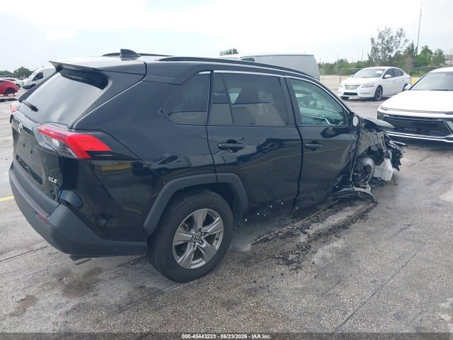 45443233 :رقم المزاد ، 2T3W1RFV4RW334314 vin ، 2024 Toyota Rav4 Xle مزاد بيع