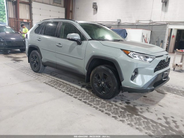 Auction sale of the 2019 Toyota Rav4 Xle, vin: JTMP1RFV2KD027232, lot number: 45443260