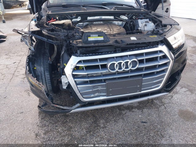 Продаж на аукціоні авто 2018 Audi Q5 2.0t Premium/2.0t Tech Premium, vin: WA1BNAFY8J2008165, номер лоту: 45443266