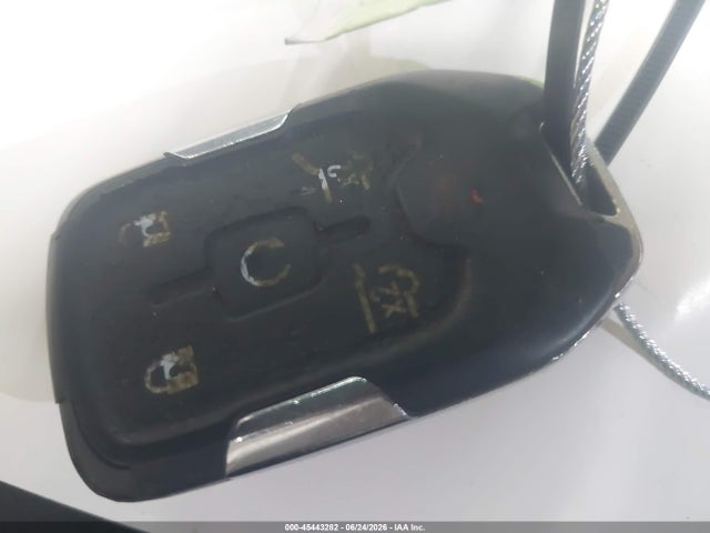 1GKS2GKC8HR383121 GMC Yukon Xl Slt