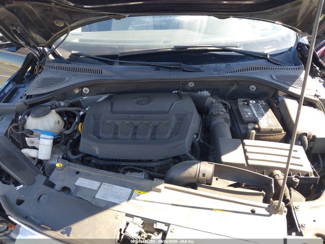 1VWMA7A32MC008859 Volkswagen Passat 2.0t R-line
