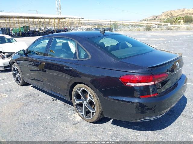 1VWMA7A32MC008859 Volkswagen Passat 2.0t R-line