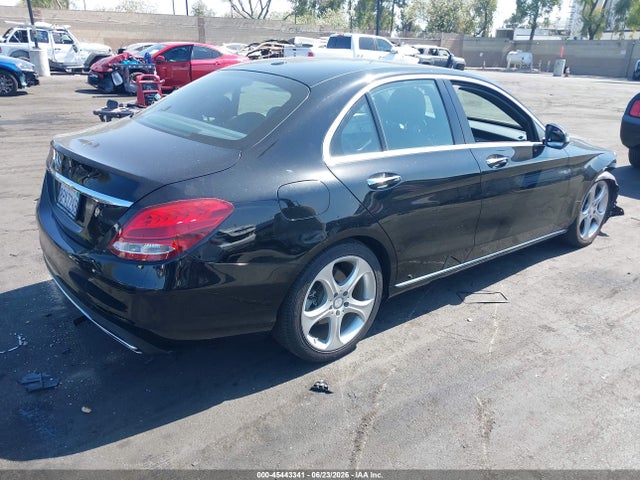 55SWF4JB8JU263080 Mercedes-Benz C 300