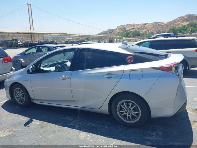 Toyota Prius Four 2016 JTDKARFU0G3505601 Image 14