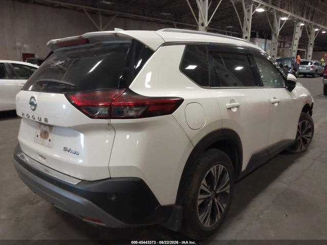 JN8AT3BB8MW234177 Nissan Rogue Sv Intelligent Awd