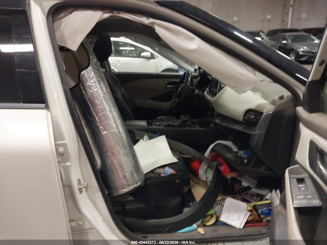 JN8AT3BB8MW234177 Nissan Rogue Sv Intelligent Awd