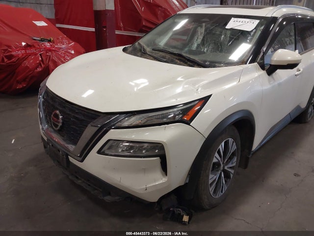 JN8AT3BB8MW234177 Nissan Rogue Sv Intelligent Awd