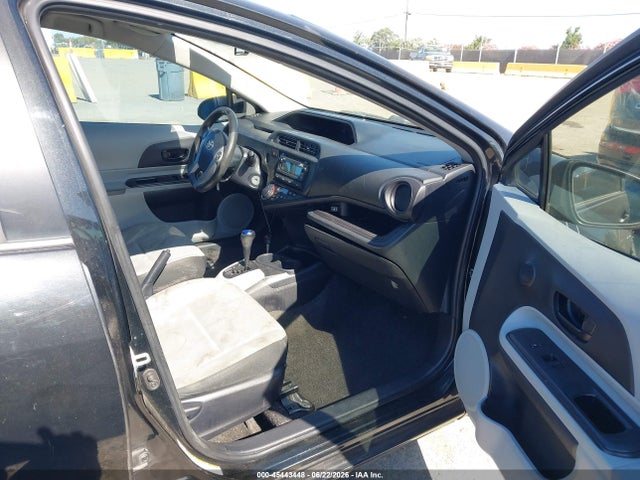 2012 Toyota Prius C One მანქანა იყიდება აუქციონზე, vin: JTDKDTB34C1516186, აუქციონის ნომერი: 45443448