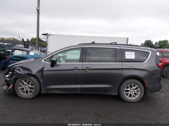 45443514 :رقم المزاد ، 2C4RC1DG3MR551983 vin ، 2021 Chrysler Voyager Lxi مزاد بيع