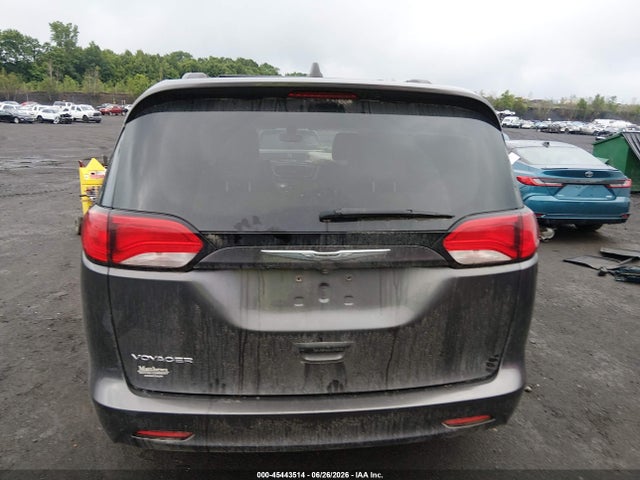 45443514 :رقم المزاد ، 2C4RC1DG3MR551983 vin ، 2021 Chrysler Voyager Lxi مزاد بيع