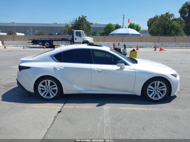 Продажа на аукционе авто 2023 Lexus Is 300, vin: JTHCA1D2XP5125532, номер лота: 45443533