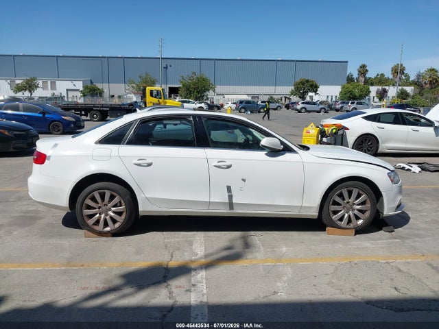 45443534 :رقم المزاد ، WAUBFAFL5DN043589 vin ، 2013 Audi A4 2.0t Premium مزاد بيع