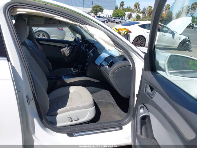 45443534 :رقم المزاد ، WAUBFAFL5DN043589 vin ، 2013 Audi A4 2.0t Premium مزاد بيع