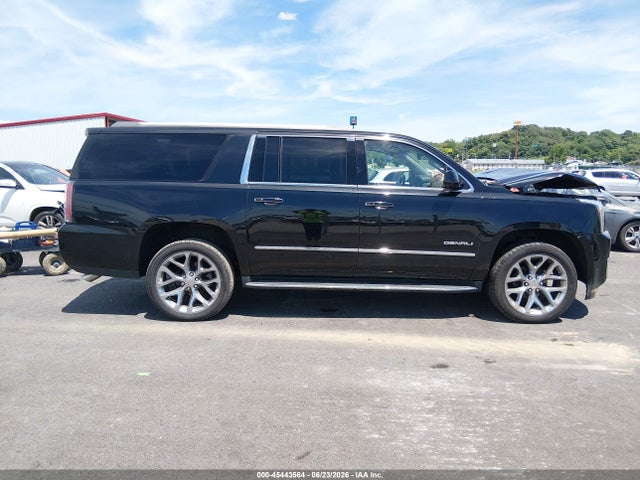 2017 Gmc Yukon Xl Denali მანქანა იყიდება აუქციონზე, vin: 1GKS2HKJ3HR289037, აუქციონის ნომერი: 45443564