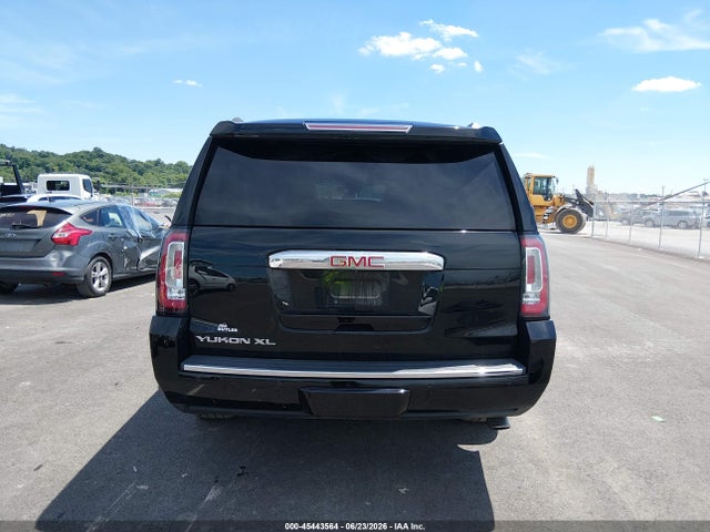 2017 Gmc Yukon Xl Denali მანქანა იყიდება აუქციონზე, vin: 1GKS2HKJ3HR289037, აუქციონის ნომერი: 45443564