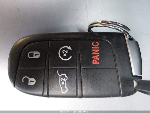 1C4RJFBG3GC379621 Jeep Grand Cherokee Limited