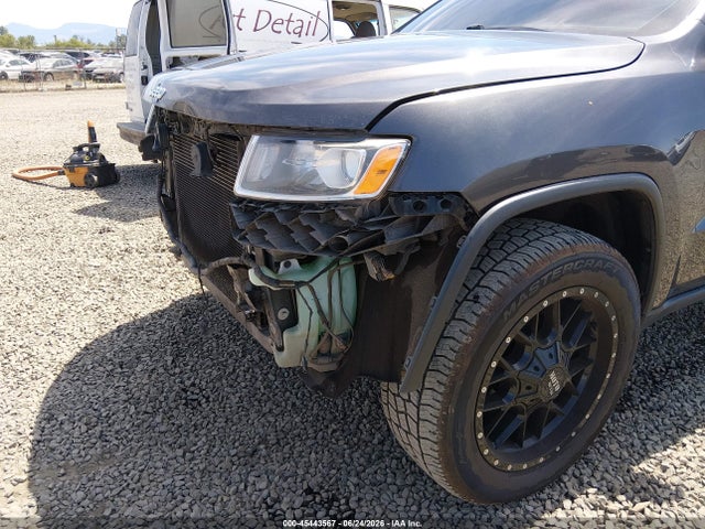 1C4RJFBG3GC379621 Jeep Grand Cherokee Limited