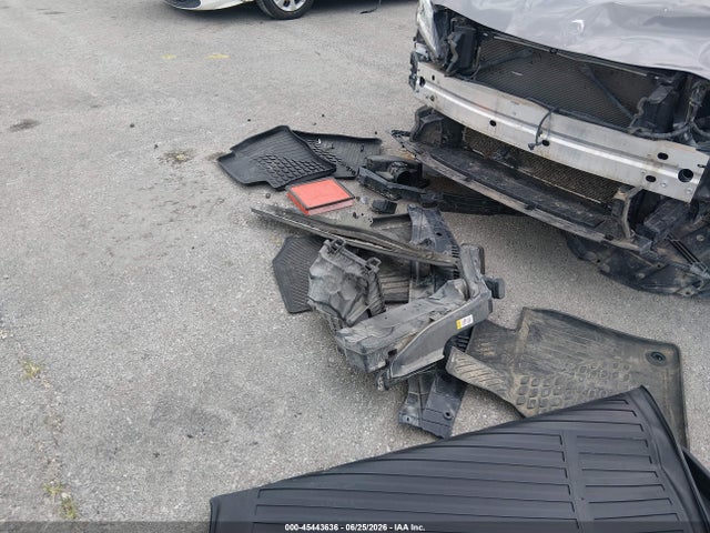 4T1B11HK5KU768193 Toyota CAMRY SE