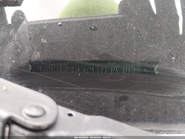 45443642 :رقم المزاد ، 4S4BRBLC4B3434144 vin ، 2011 Subaru Outback 2.5i Limited مزاد بيع