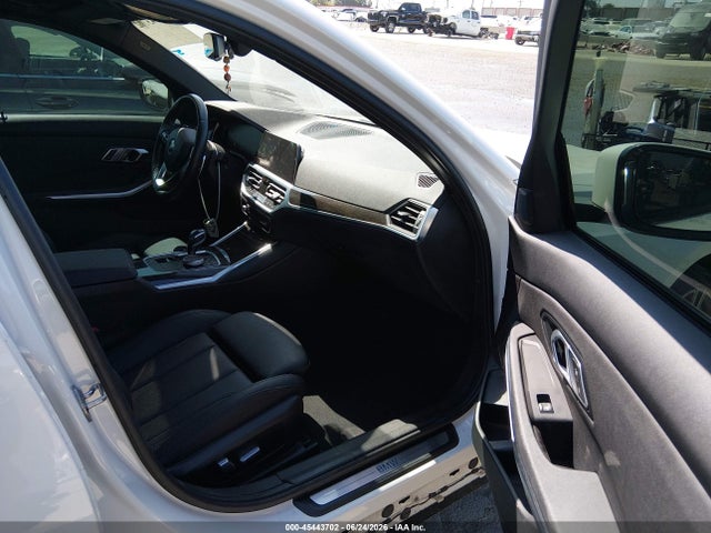 3MW5R1J07M8C13861 BMW 330I