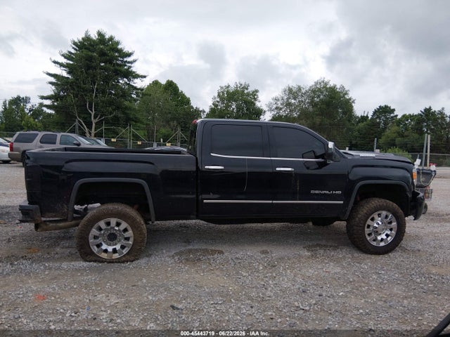 45443719 :رقم المزاد ، 1GT12SEY3KF246484 vin ، 2019 Gmc Sierra 2500hd Denali مزاد بيع