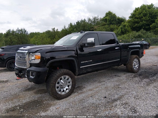 45443719 :رقم المزاد ، 1GT12SEY3KF246484 vin ، 2019 Gmc Sierra 2500hd Denali مزاد بيع