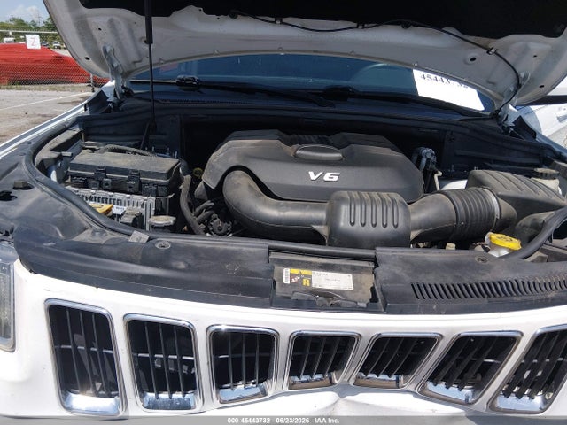 Jeep Grand Cherokee Laredo 2015 1C4RJEAG3FC219572 Image 10