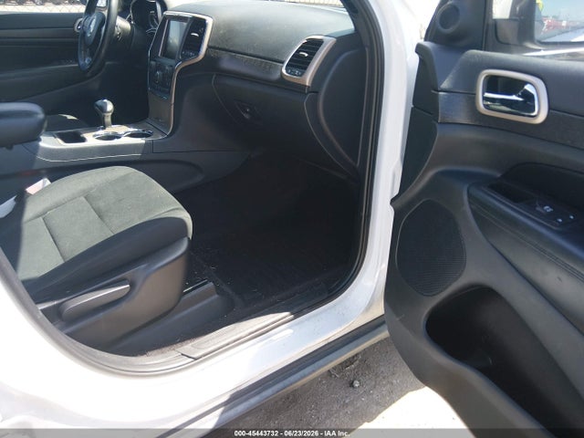 Jeep Grand Cherokee Laredo 2015 1C4RJEAG3FC219572 Image 5