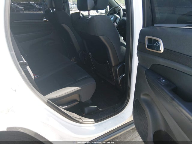 Jeep Grand Cherokee Laredo 2015 1C4RJEAG3FC219572 Image 8