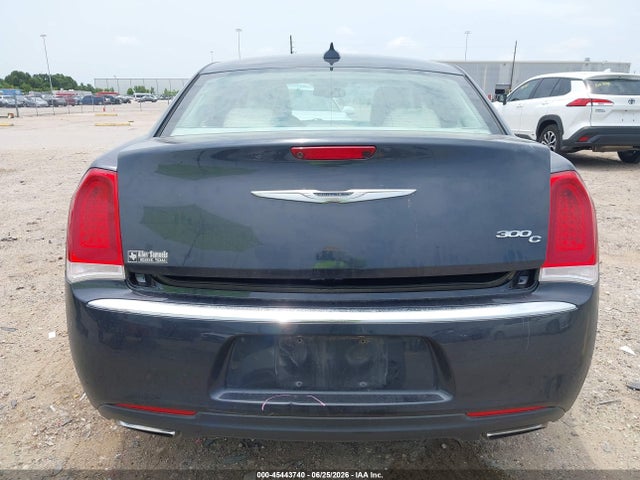 Chrysler 300C 2016 2C3CCAEG8GH170438 Image 17