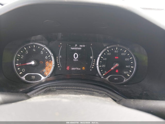 45443755 :رقم المزاد ، ZACCJBBT9FPB51984 vin ، 2015 Jeep Renegade Latitude مزاد بيع
