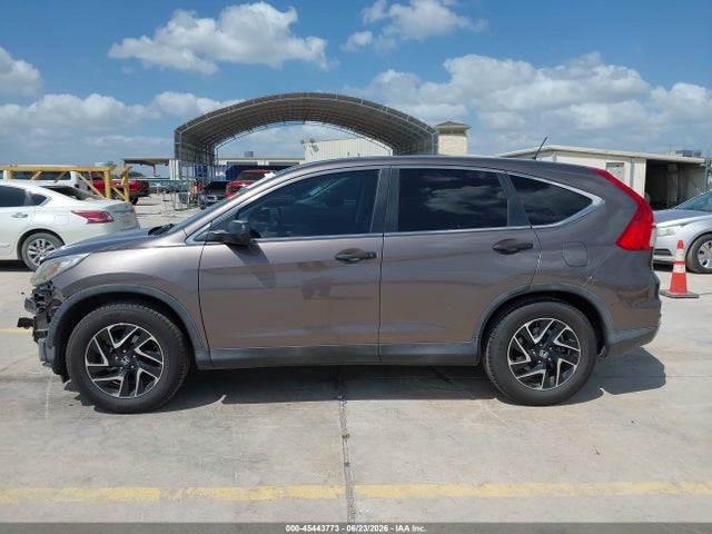 Honda CR-V SE 2016 2HKRM3H45GH563627 Image 15