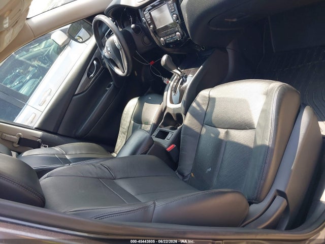 5N1AT2MT9FC846772 Nissan Rogue Sl