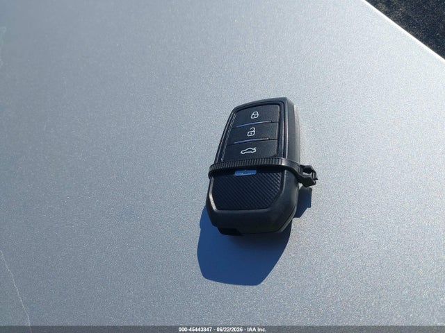 Toyota Prius Prime Le 2022 JTDKAMFP9N3225900 Image 11