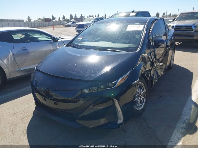 Toyota Prius Prime Le 2022 JTDKAMFP9N3225900 Image 2
